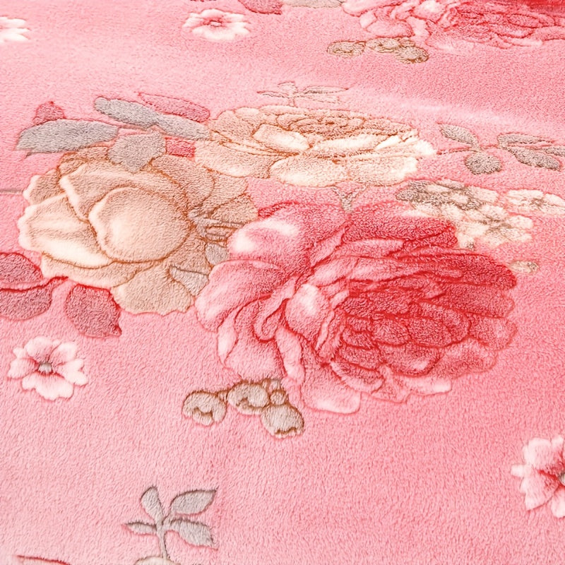 A Romantic, Comfortable, And Beautiful Snowflake Fleece Blanket with Peony Pattern That Is Beautiful And Timeless, Suitable for All Seasons